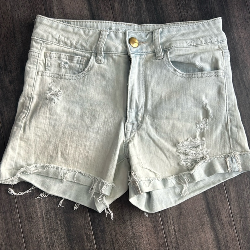American Eagle Women's Size 6 Super Stretch High Rise Shorty Shorts Distressed